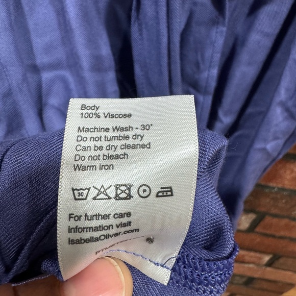 Isabella Oliver maternity Dress - Picture 7 of 9